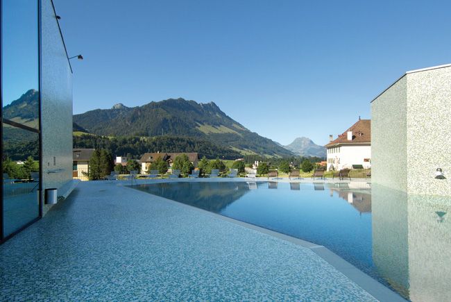 Entreprise - Photographie des bains extérieurs pour les Bains de la Gruyère Charmey