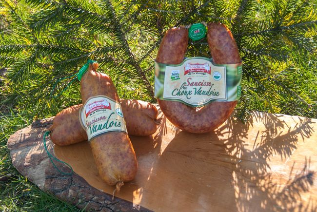 Packshot - Photographie de mise en valeur de saucissons pour la Boucherie Charcuterie de la Venoge Sàrl